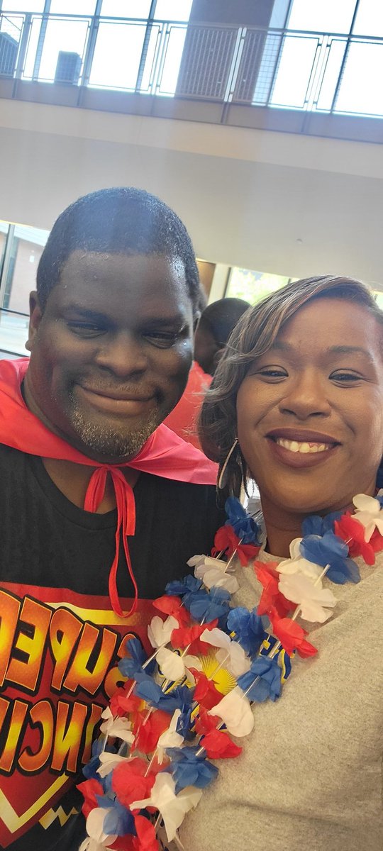 melrbates's tweet image. #EveryDayHero380