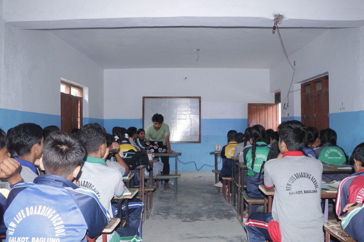 felix_hud's tweet image. Yesterday was an incredibly day! I had the privilege of conducting a workshop on "Create a resume website in the browser using HTML, CSS, and GitHub Pages" for the students of class 10 and 9 at New Life Higher Secondary School. 
#WebDevelopmentWorkshop #TechEducation #Empowering