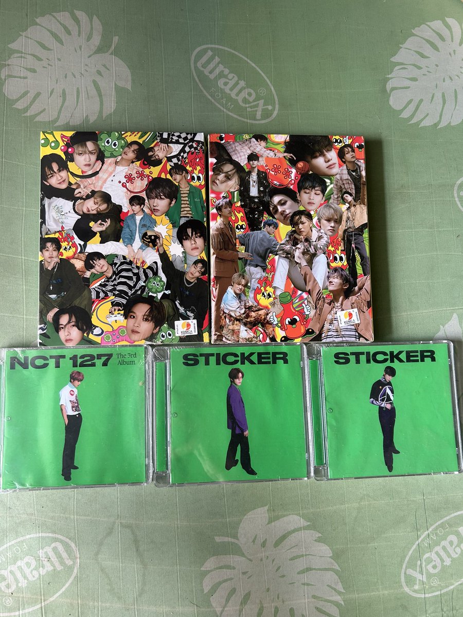 jmmpasabuy's tweet photo. ❗️ALL ALBUMS - Php 380 each! ❗️
Wayv - Kickback Album
NCT127 - Favorite Album // Sticker Album
NCT Dream - Hot Sauce Album https://t.co/sTGemkkGUi