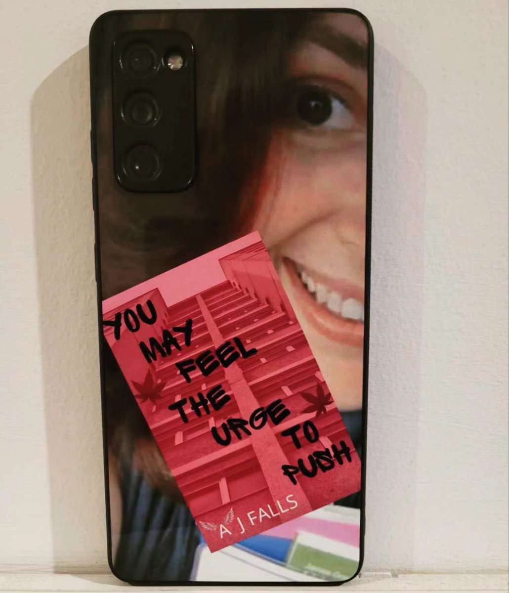 Mobile phone cases: the new sandwich board. News on the novel coming soon. #writerwithcamera #writerwithphone #blatentselfpromotion #portableadvertisement #edinburghwriter #edinburghauthor #novel #writerslife #writersoftwitter #WritingCommunity #AuthorsOfTwitter #authorcommunity