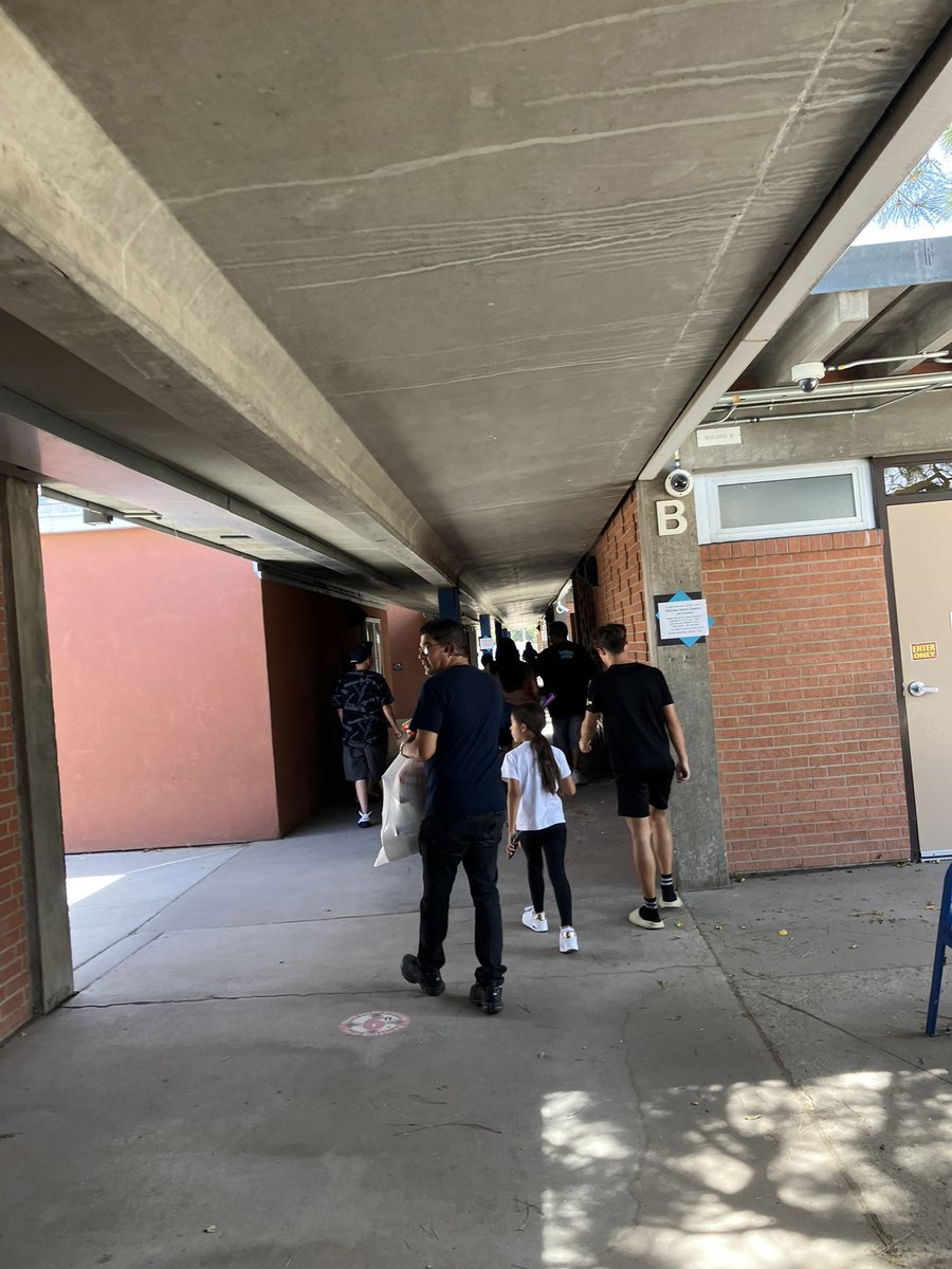Meet the teacher was a hit!! 😁☀️SHOUT OUT to our community partner, Del Norte Baptist Church for providing a luncheon for our amazing staff!!  <a href="/GovernorBent/">Governor Bent Elementary School</a> <a href="/ABQschools/">Albuquerque Public Schools</a> <a href="/APS_Elementary/">APS Elementary Schools</a> <a href="/ABC_Partnership/">ABC Community School</a>