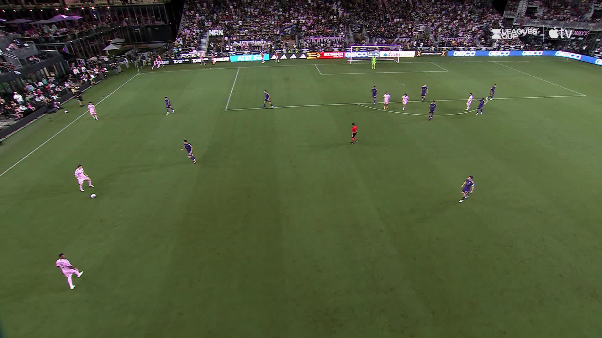 Josef Martinez buries it 👑@InterMiamiCF takes a 2-1 lead over Orlando City. #LeaguesCup2023”