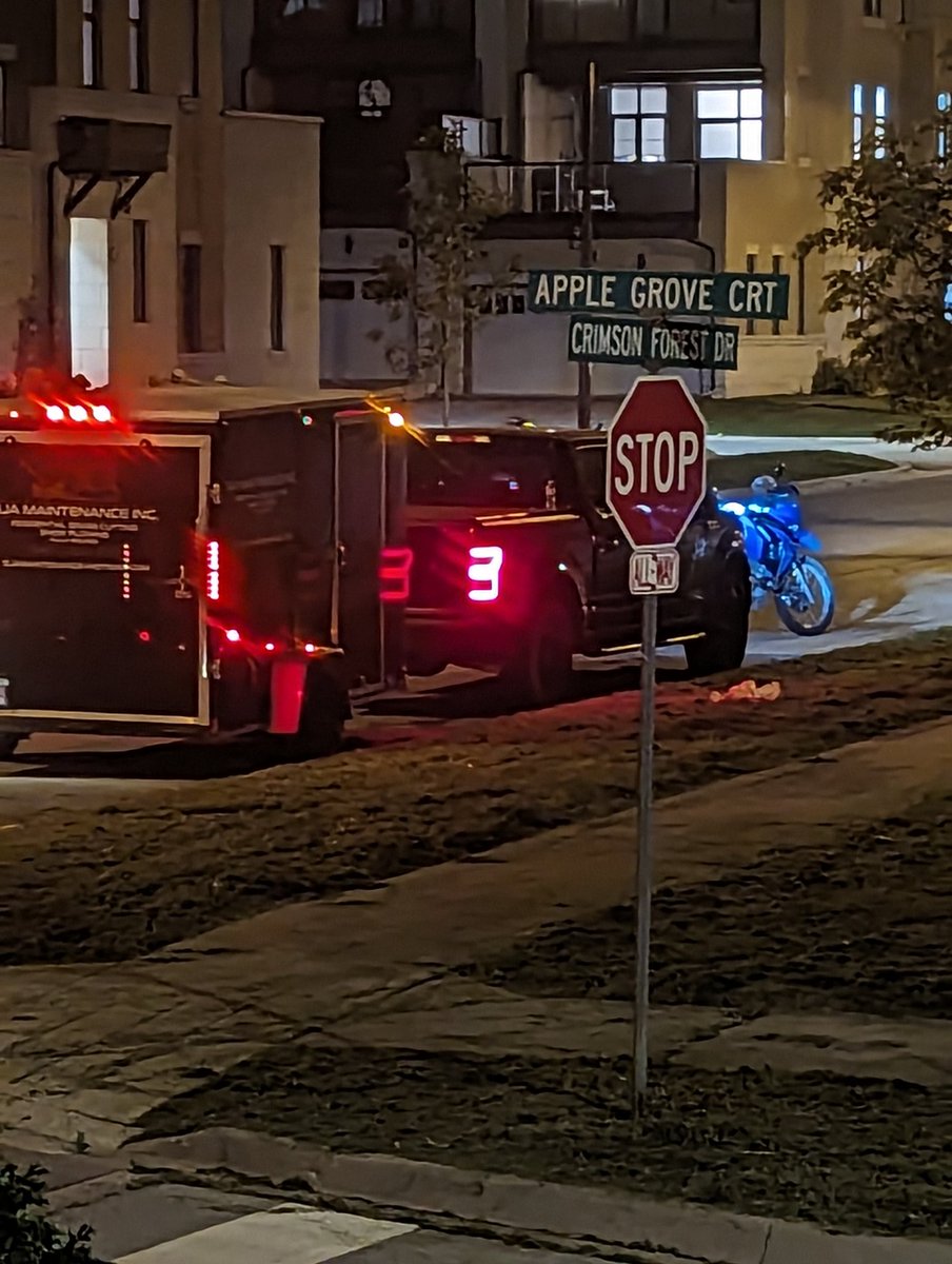 RelevationNOW's tweet photo. Wow. @City_of_Vaughan is fast. He just got a ticket from an officer on a bike. Well done. Happy to see our taxes on work. https://t.co/bmkbpKF5iZ