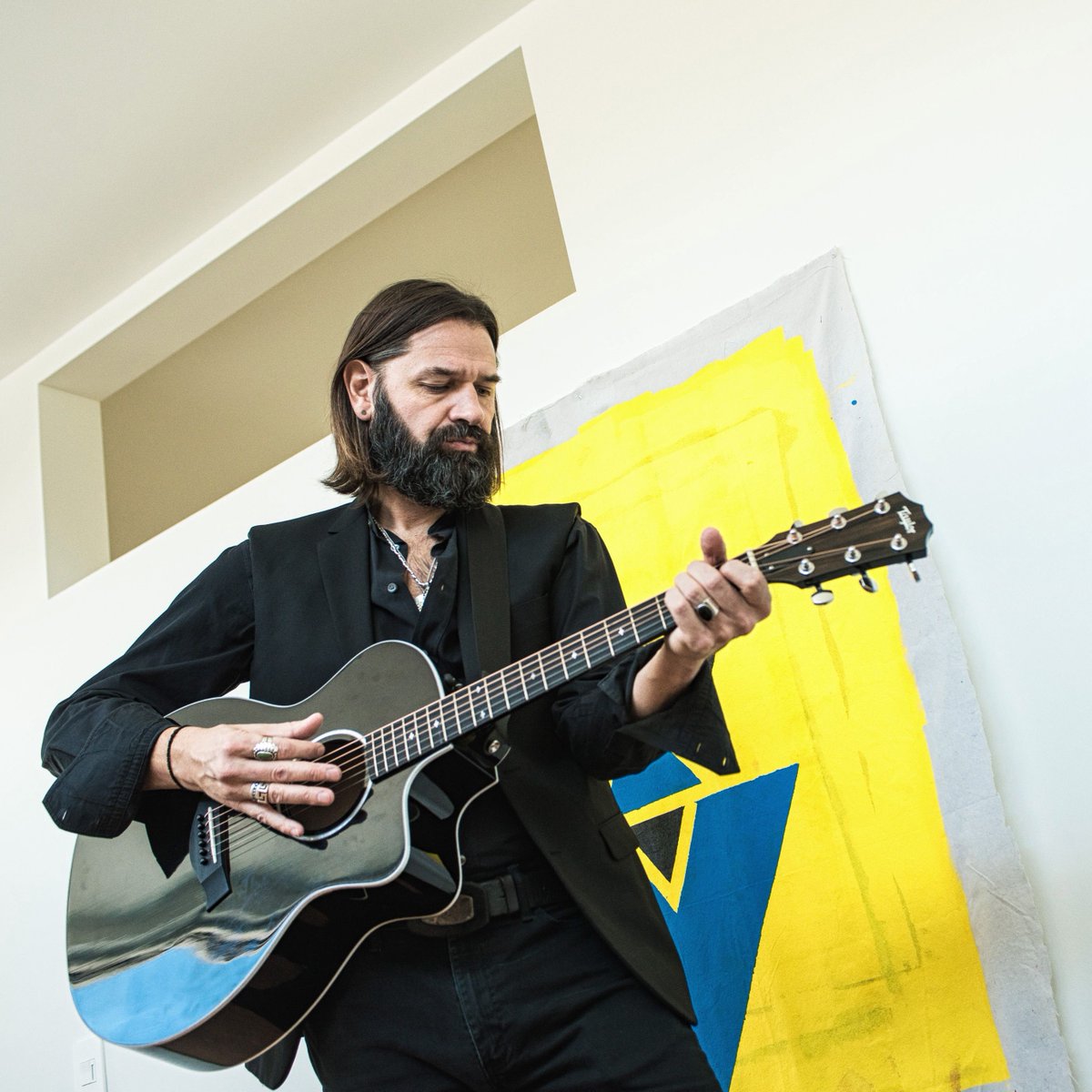 junipergallery's tweet photo. Mark your calendar today for Juniper’s monthly 2nd Wednesday, August 9th Acoustic Afternoon (2-3:30pm). You don’t want to miss local artist, musician, singer-song-writer Nicholas Graham Hall’s original music and stories to accompany his creative endeavors. #AccousticWednesdays https://t.co/DZI7m0njD4