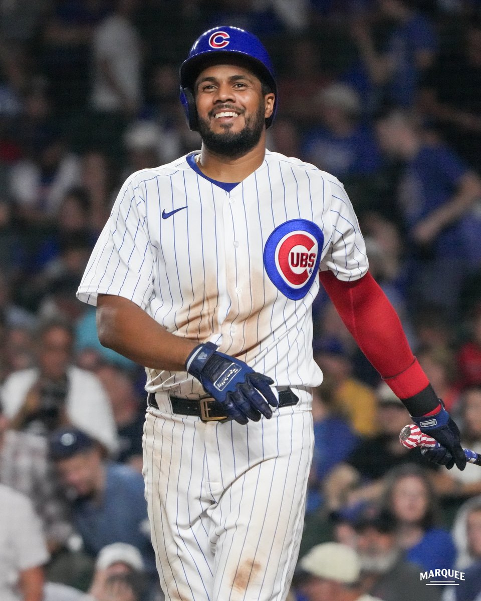 WatchMarquee's tweet photo. Jeimer Candelario is hitting .889 (8-for-9) as a Cub this year! https://t.co/nMaoBcNgjI