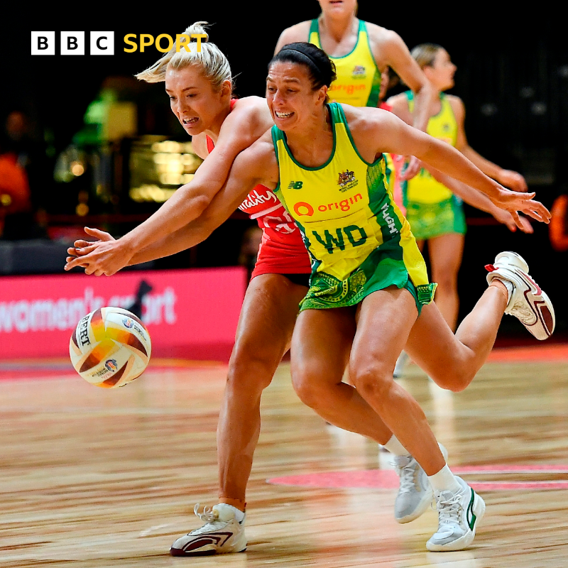 BBCSport's tweet photo. It's victory for England! 🏴󠁧󠁢󠁥󠁮󠁧󠁿

The Roses seal their first win over Australia at a Netball World Cup 🙌

They continue their 100% record at the tournament 💯

📲 Watch reaction now on @BBCTwo and @BBCiPlayer ⤵️

#BBCNetball