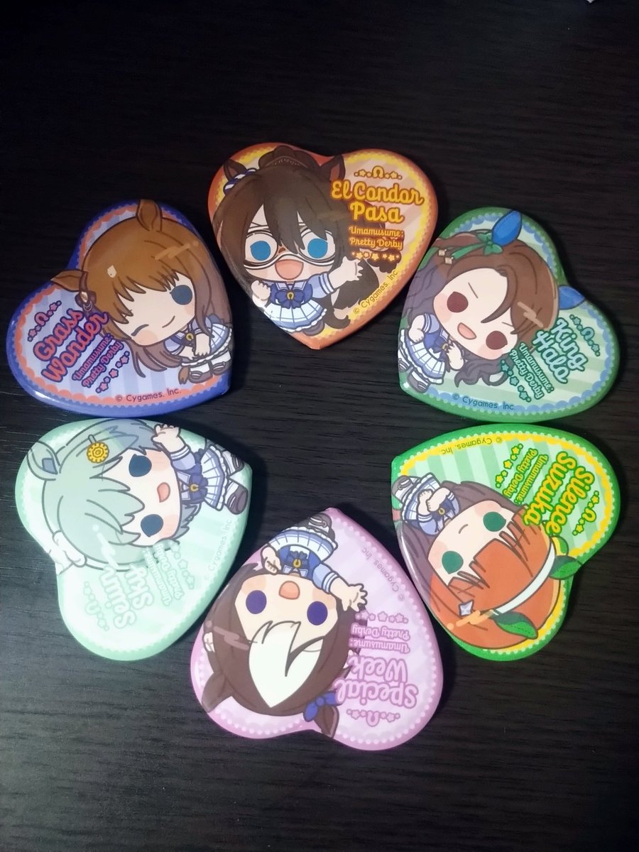 LUnatonaRU's tweet image. #ウマ娘
 #Cystore
Cystoreで買ったキャラバッジコレクション
デフォルメとハート型缶バッジで可愛さ全振りしててとっても良い……
黄金世代＋スズカさんの誰かが好きなら絶対に買うべきアイテム！！