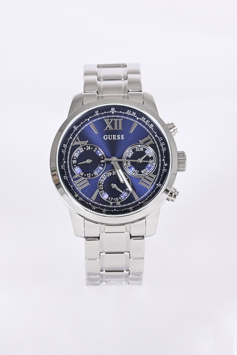 AlombreD's tweet photo. La marque #GUESS, créée en 1981 par les frères Marciano, incarne incontestablement l’une des plus grandes réussites du secteur de la mode. Exclusivité Web. Quantités limitées.
https://t.co/MGI79xxSZL https://t.co/KSRblFjkdC