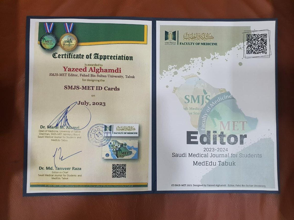 RazaSmjs's tweet image. قام الدكتور مرعي العمري، عميد كلية الطب في جامعة تبوك، بتهنئة يزيد الغامدي طالب بعثة نيوم من جامعة الامير فهد بن سلطان على تصميمه لبطاقات الهوية لمحرري Saudi Medical Journal For Students &amp;amp; MedEdu Tabuk. و الدكتور تنڤير رازا رئيس التحرير و أ.د شيرين فوزي
#جامعة_فهد_بن_سلطان
#SMJS