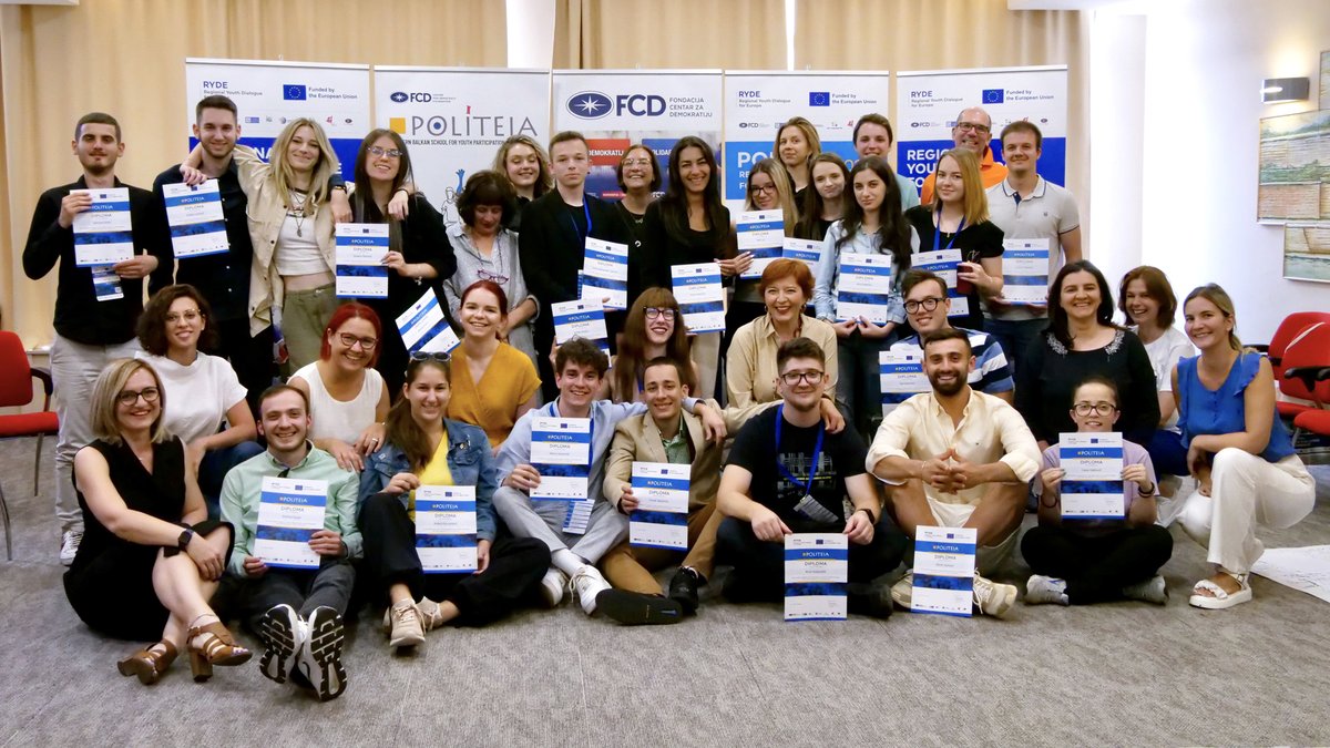 CentarOnline's tweet photo. Very useful learning experience and new ideas for youth cooperation in the Western Balkans 🎓👏
#EU #WesternBalkans #EUintegrations #Youth #Participation #RegionalSchool #Politeia2023 https://t.co/M02b3t8Alw