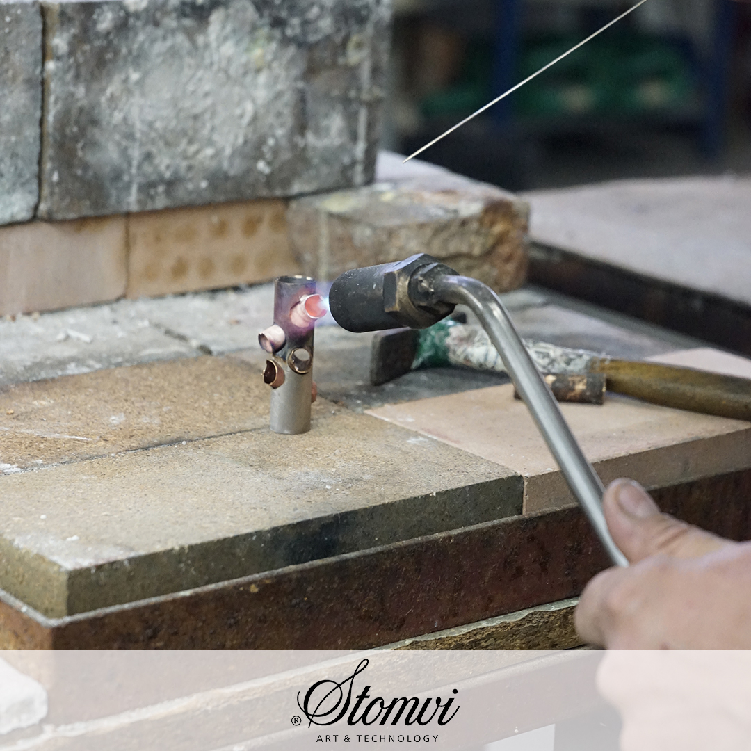 StomviOfficial's tweet photo. Pura artesanía | Pure craftsmanship
#pistones #valves #brassinstruments #trompeta #trumpet #trompete #trumpetplayers #orchestraltrumpet #highbrass #trumpetlovers #trumpetlife #trumpetlove #100x100madeinspain #100x100madeinhouse #trumpetfactory #brassfactory #fabricainstrumentos https://t.co/FCtO843nfR