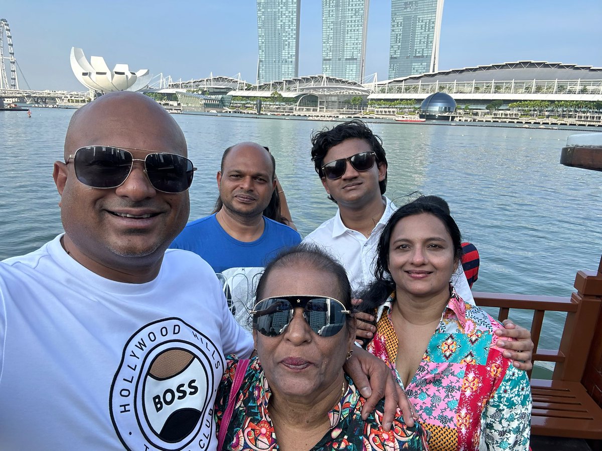 Trishan_UK's tweet photo. Visiting Singapore's most iconic places with my family, especially my mother, was truly exhilarating. She has been my constant support, shaping me into the person I am today. Alongside my siblings, she is my pillar of strength, always believing in me and everything I do. 
#family https://t.co/pOV1jsspGy