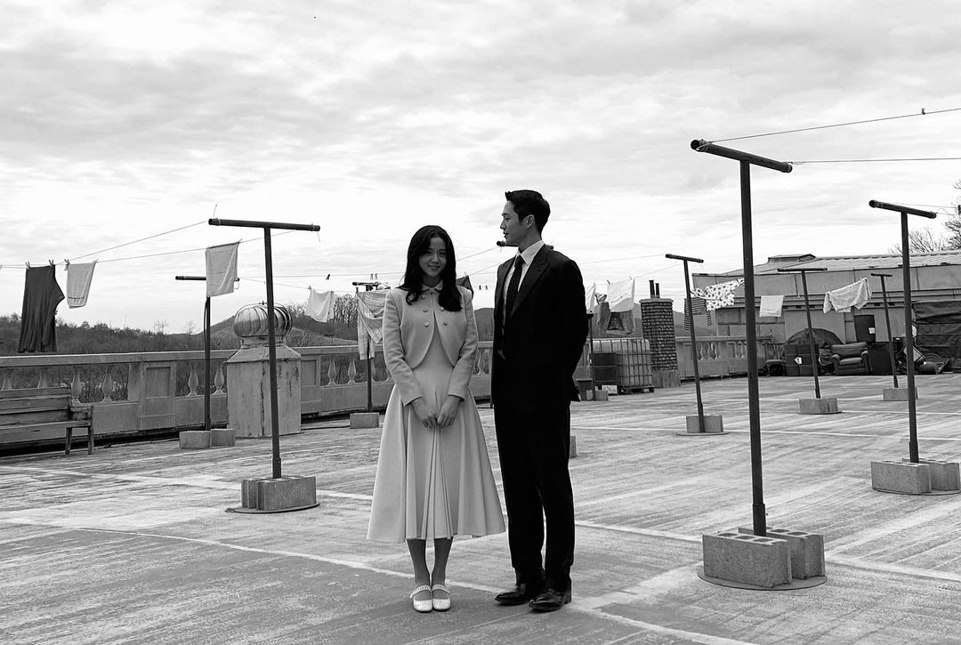 youngro and sooho did not end up together and so are haein and jisoo

the end.