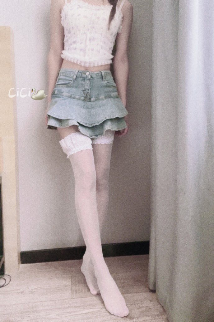 77Cici7's tweet photo. 特训女傻逼@CarlaRo73225265 已经被妈妈从高贵女神洗脑成下贱母畜了。过阵子线下有想和它一起伺候的吗？
 #母畜 #下贱 #发情 #锁奴 #贱畜 #羞辱 #恋臭  #脚奴 #舔脚 #脚底 #女绿 #母狗 #调教 #丧志 #洗脑 #女女 #禁止高潮 #控制 #踩踏 #调教 #男m #狗奴 #男m #高跟鞋踩踏 #ATM奴 #贡奴 #狗奴 https://t.co/FOW81PnRvf