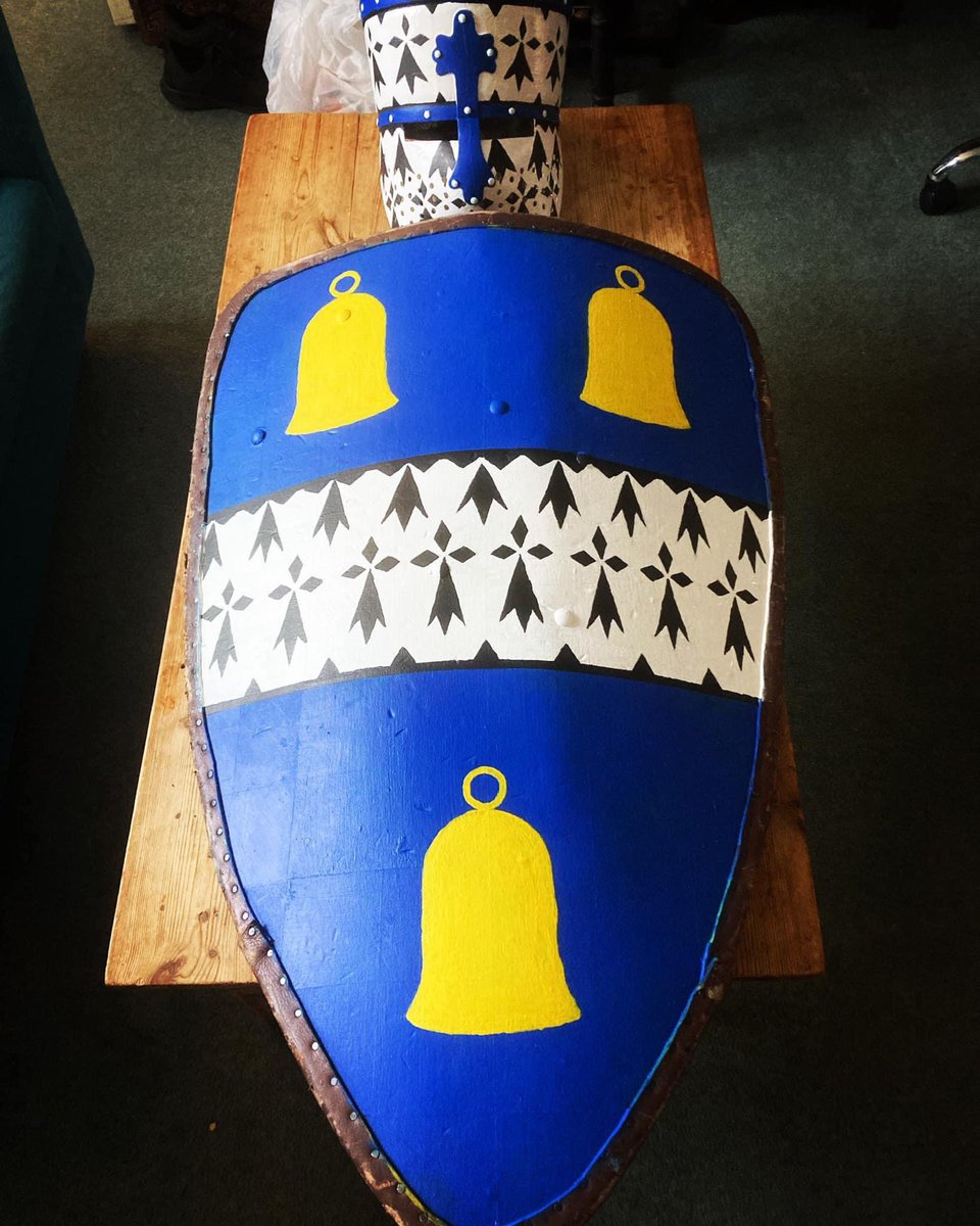 Our group head’s personal heraldry ready for Evesham! ⚔️