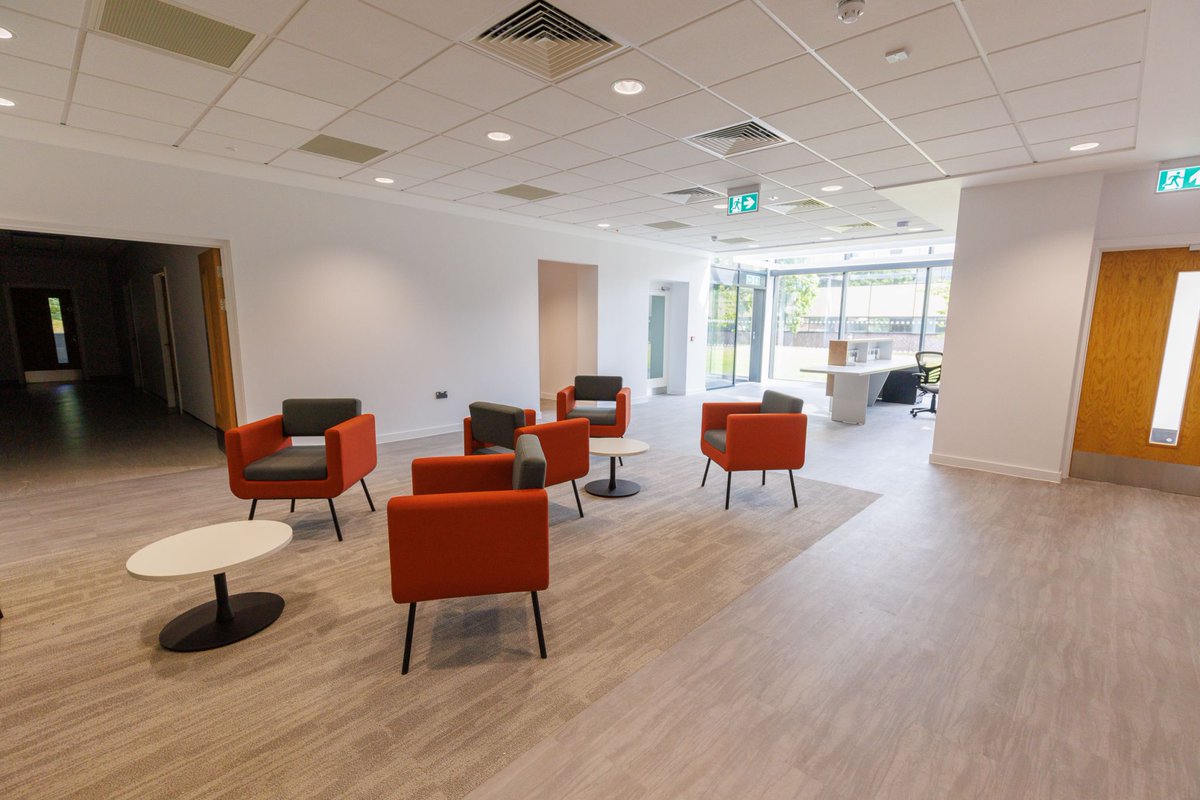 Tilbury_douglas's tweet image. 🏗 Our Genomics project for Cardiff &amp;amp; Vale University Health Board has successfully been handed over.

Well done to all involved in the delivery of the #project - our site team, supply chain &amp;amp; partners!👏

#loveconstruction #projecthandover #wales #buildingabetterfuture