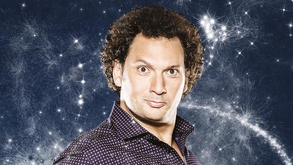 allezlesFRA's tweet photo. Ce 23 septembre 🎂 Bon anniversaire à... Ingrid Jacquemod, ski 45, Éric Antoine, magicien 47, Cyril Hanouna, animateur 49, Bruno Solo, acteur 59, Bertrand de Broc, navigateur 63, Guillaume Durand, journaliste 71, Jean-Luc Azoulay, producteur 75 ans

#Etlevotre? https://t.co/7rY2WDEL9P