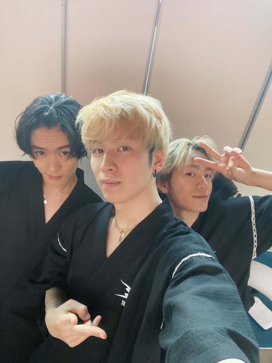 makoto_lo_olzzz's tweet photo. あ、昨日の甚平🥷🏻♡⚡︎ https://t.co/9r14rlZ1zN