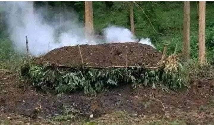 Fataldblow's tweet photo. Younger brothers akina @ABMurage @HonSang4 @CommissarEllie @WillyKipkosgei3 wanadani marehemu anafuta Bangi.

Kumbe ni deal inaiva. https://t.co/TEAfC91nDp