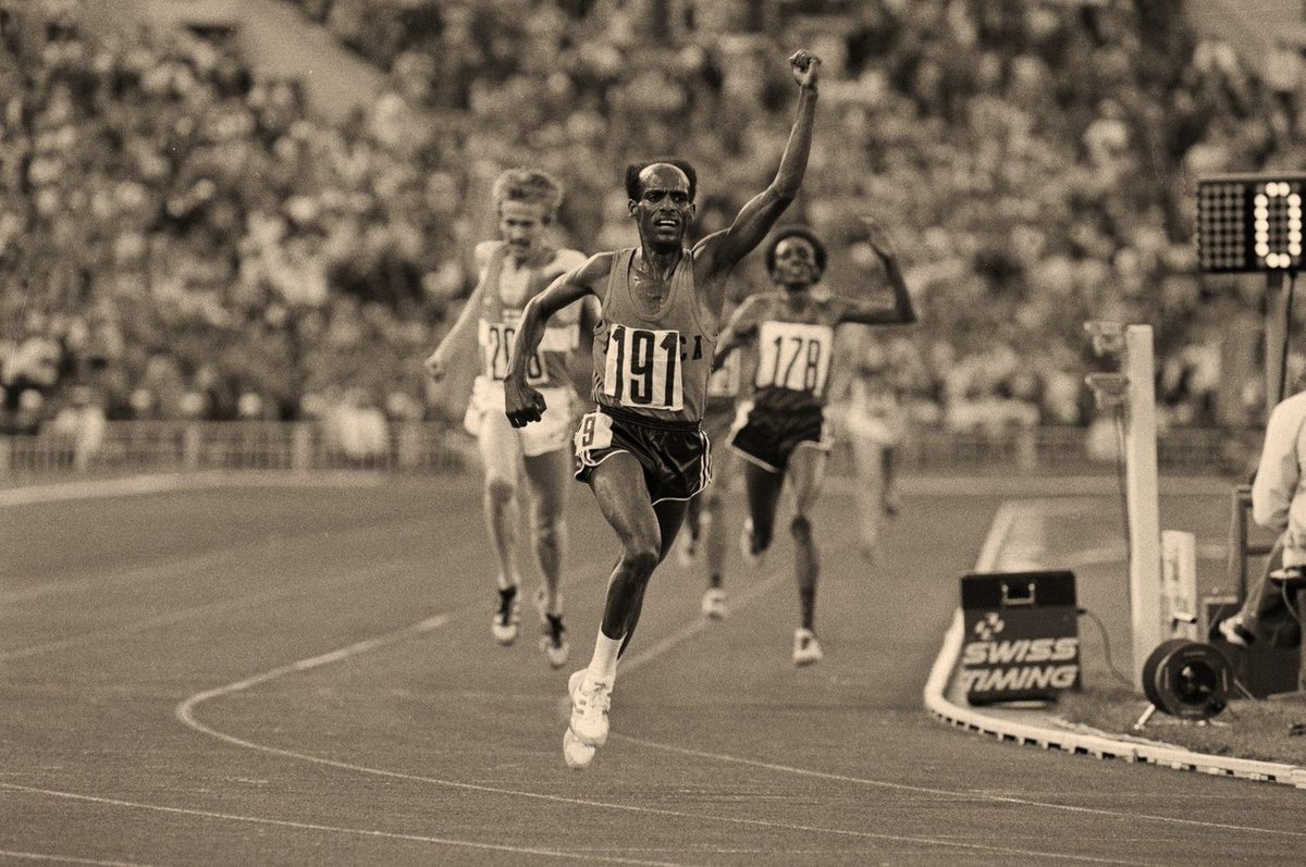 Moscow 1980@Olympic Games@10.000m! Miruts Yifter (Ethiopia) 27'.42''.69 Gold Medal (n. 191)@Kaarlo Maaninka (Finland) 27'.44''.28 Silver Medal@Mohamed Kedir (Ethiopia) 27'.44''.64 Bronze Medal (n. 178)@27.7.1980