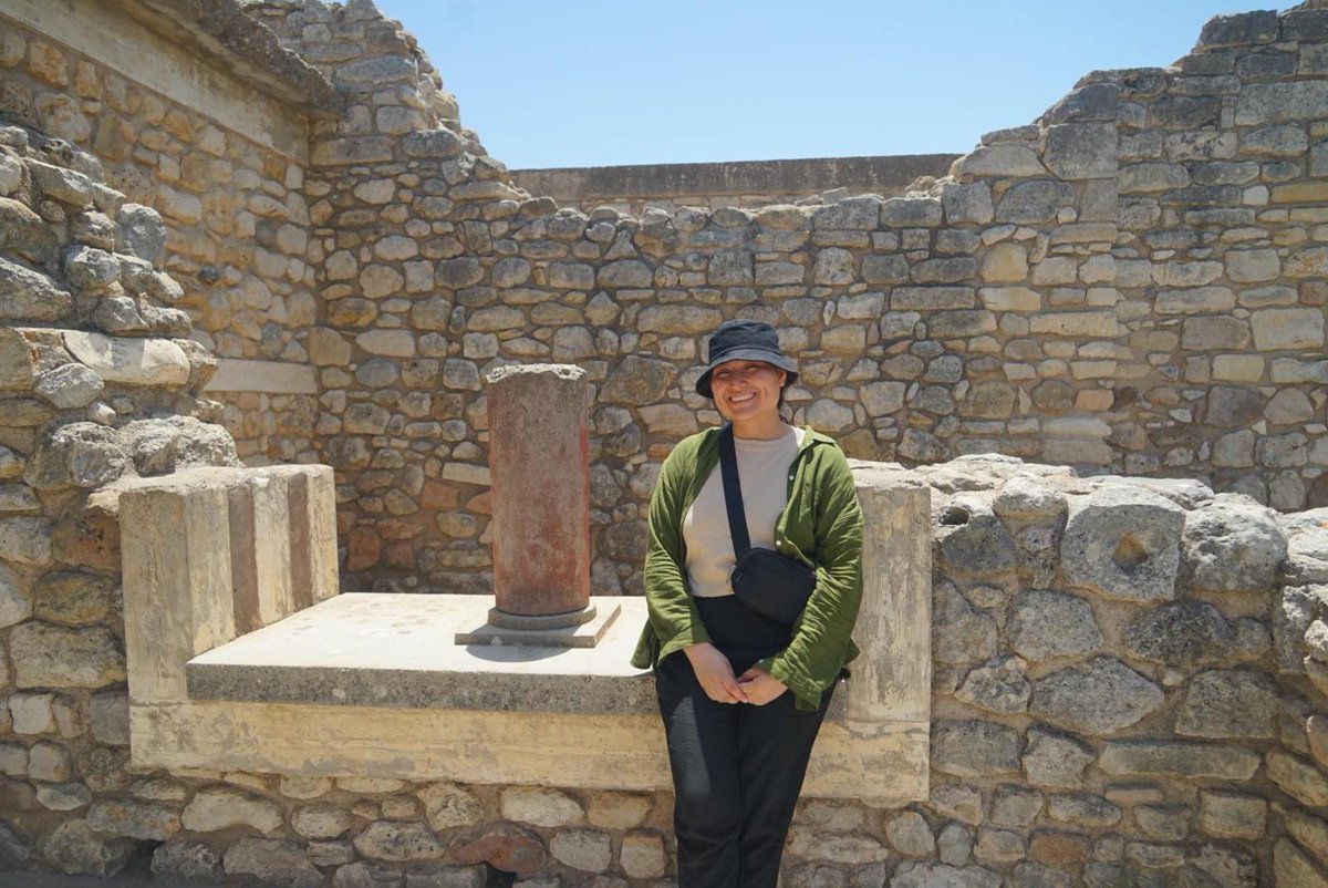 tasiro96's tweet photo. Mira, @tercosmicqueen. Fui al palacio de Knossos y lo amé. https://t.co/V2GViXHuaf