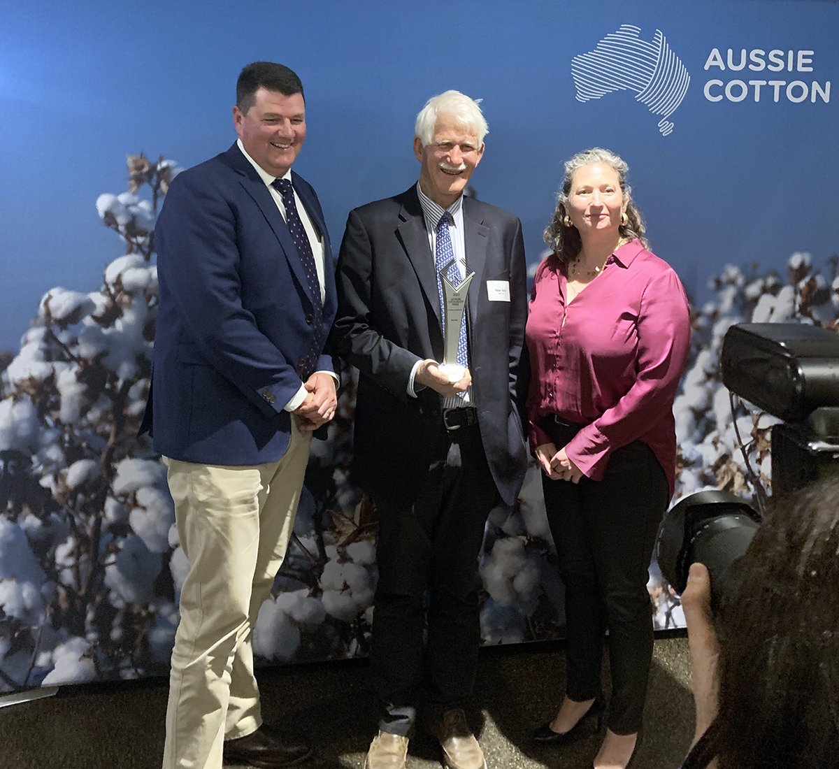 Congratulations Peter Birch - B&W Rural on receiving the 2023 Incitec Pivot Fertilisers Service to Industry Award at the Australian Cotton Collective - 2023 Cotton Awards Dinner last night!

#australiancotton