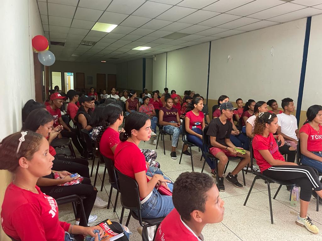 Llegamos al Mpio URDANETA en el marco de las visitas al eje sur del Estado Aragua, en este encuentro entre el EPE de la JPSUV y las estructuras políticas Juveniles del Mpio URDANETA se evaluaron las distintas tareas orientadas por nuestra dirección nacional de la <a href="/JuventudPSUV/">Juventud PSUV</a>