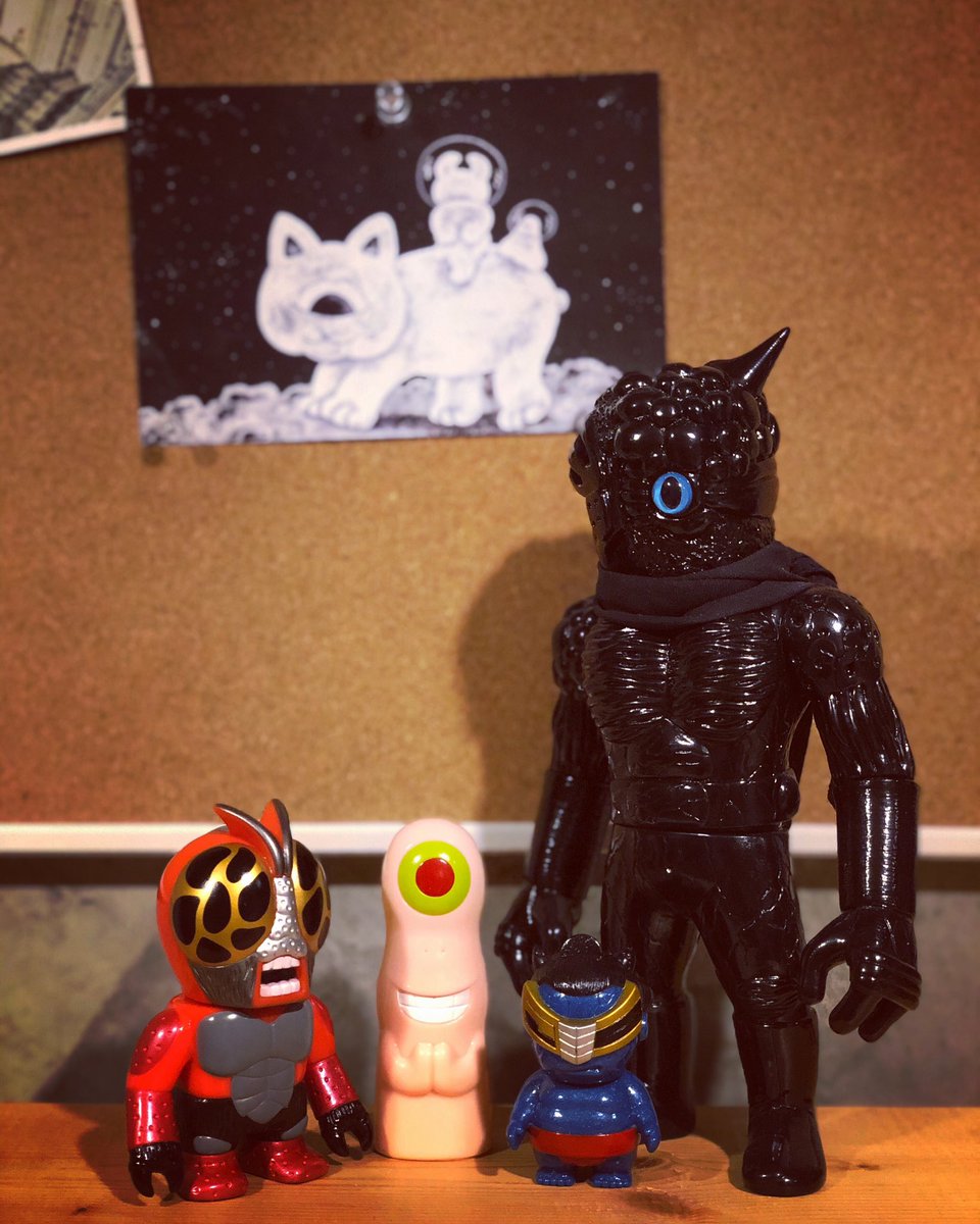 RatsadakornN's tweet photo. ⚡️RHND⚡️
#realhead #realxhead #リアルヘッド #真頭玩具 #rhnd #sofubi #sofvinyltoy https://t.co/cv5MXIQZFn