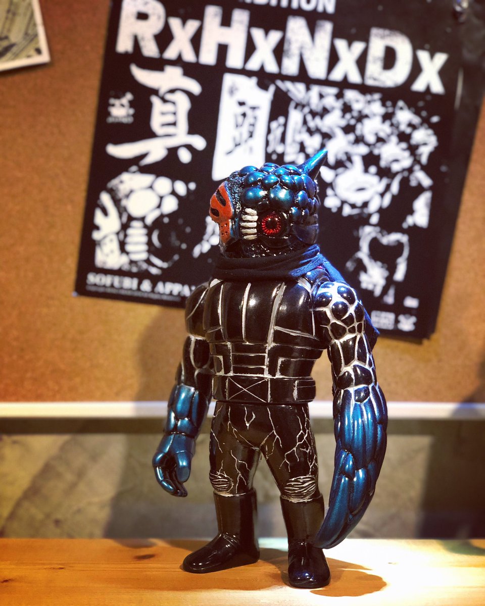 RatsadakornN's tweet photo. ⚡️RHND⚡️
#realhead #realxhead #リアルヘッド #真頭玩具 #rhnd #sofubi #sofvinyltoy https://t.co/cv5MXIQZFn