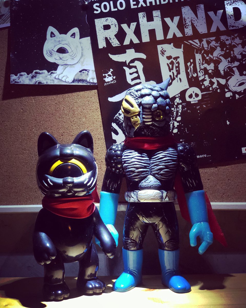RatsadakornN's tweet photo. ⚡️RHND⚡️
#realhead #realxhead #リアルヘッド #真頭玩具 #rhnd #sofubi #sofvinyltoy https://t.co/cv5MXIQZFn