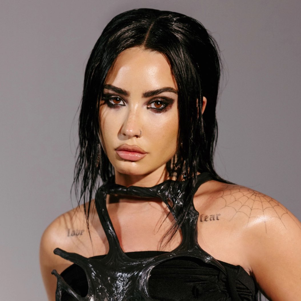 PopBase's tweet photo. LE SSERAFIM will release a remix to ‘Eve, Psyche &amp; The Bluebeard's Wife’ featuring Demi Lovato this Friday. https://t.co/NBq5Ihgv0P