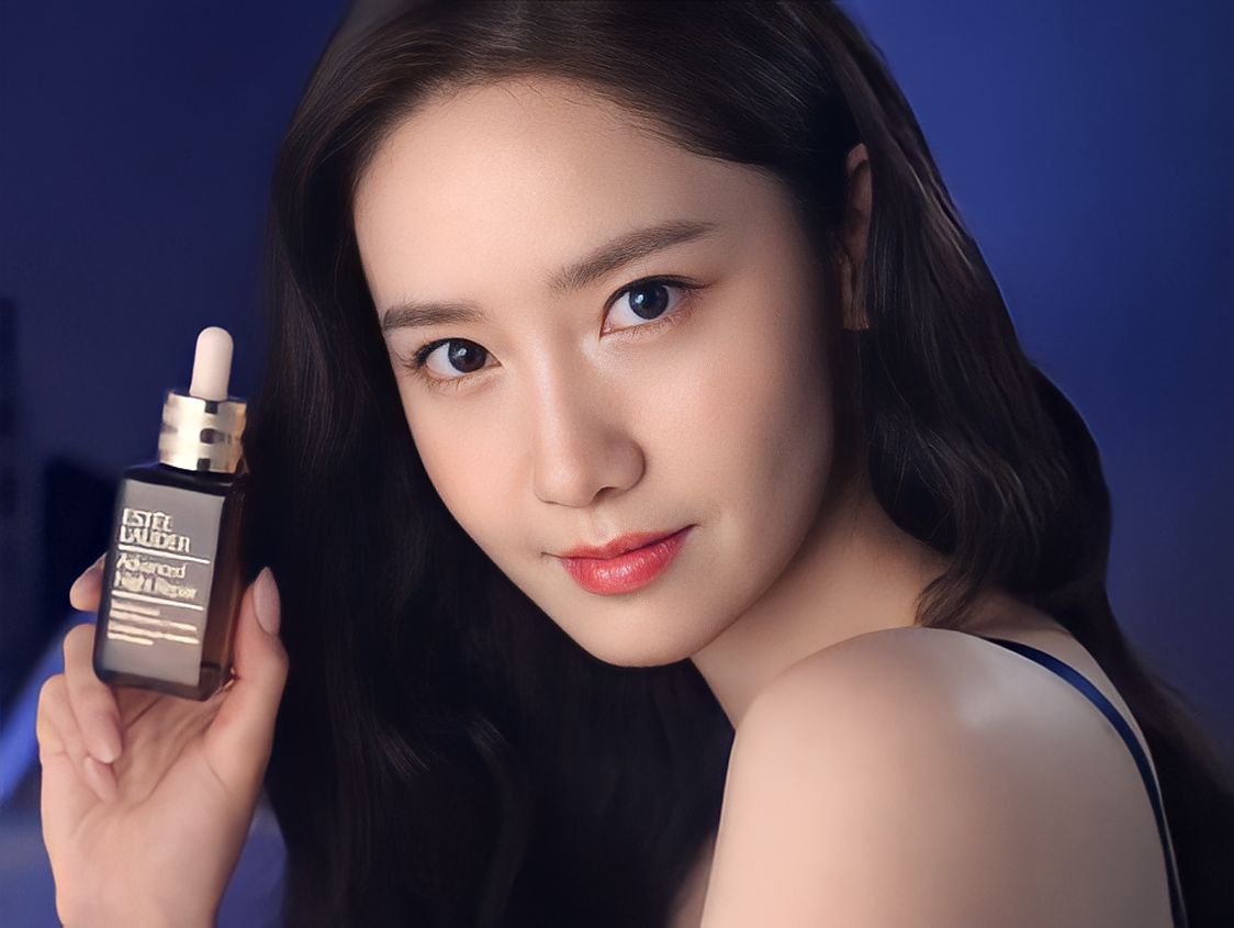 530FILE's tweet photo. estee lauder queen, yoona lim. https://t.co/crnw5yqfTv