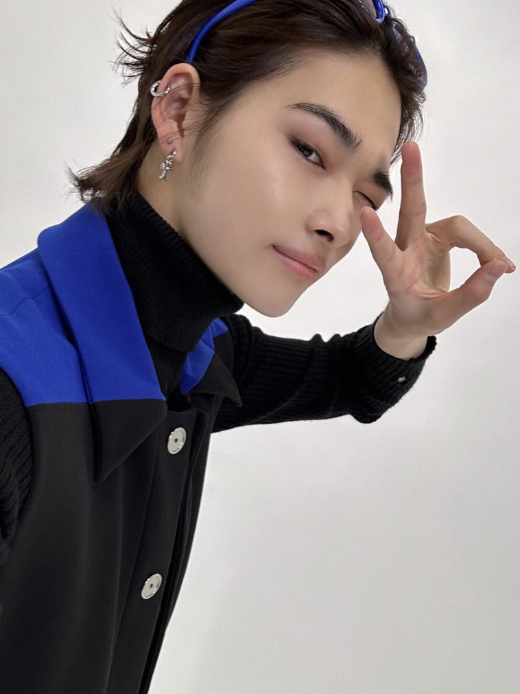 NI_KISTUDIO's tweet photo. a fashionista &amp; model in one #NI_KI https://t.co/IjWyKRtcaP