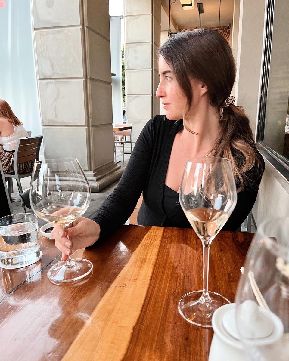 vannapresley's tweet photo. Sushi and wine beauty by @chef_morimoto at @MorimotoNapa 🖤🖤🖤 https://t.co/XkLbmCXE2z