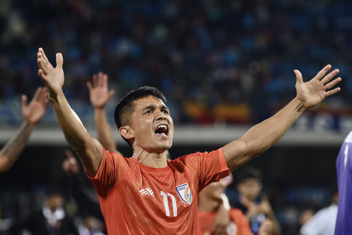 khushalsuri2000's tweet photo. Happy Birthday Legend 🎂 @chetrisunil11 https://t.co/V79ohsg8sp
