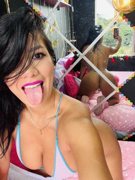 HonneyAmy_'s tweet photo. Tengo muchas cosas deliciosas en mi página 🦋https://t.co/KTmRFrIT8Z https://t.co/5DAOTiSXM8