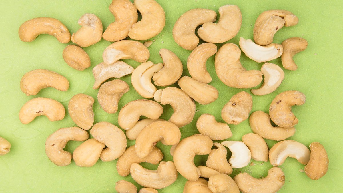 sage_s65739624's tweet photo. Here are some important things to know before providing cashews to your dog, in addition to some warning signs to look out for. #Cashew #Dogs_Care #Dogs #Can_dogs_eat_cashews #Dogs_Health #Are_Cashews_Bad_for_Dogs #Cashews_fordogs

https://t.co/NJx8ACdbUF https://t.co/i8EfLAOPb4