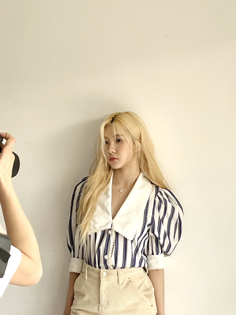 It’s #𝕤𝐭e͜𝕒𝐥𝕚ngต้𓈒࣪·𝕥i𝐦𝕖! Pues sí, pero a robar todos los corazones bc these #𝐧𖦹𝚟a𓊆素晴𓊇𝕔r𝕚𝐦ǝ𝕤 son solo casos limpios. So I will let him #𝕤𝚑𝕠o𝕥·𝐦𝕪ೃ𝚑𝕖ar𝕥 porque sabré que estará en buenas manos. 

𓆩 𝖛𝖆𝖒𝖕𝖎𝖗𝖊 𝗸𝗂𝗍𝗍𝗒 𓆪 #𝐒𝐀𝐊𝐈 ^._.^∫