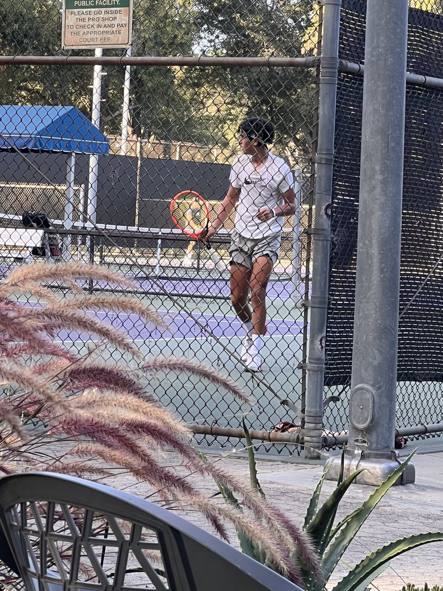 _Ian_Ramirez's tweet photo. Long Beach Summer Open- beat a current UC Santa Cruz Player,  +128 Points to National Ranking, more to come🔜
#tennis #socal #uncommited #offered #2024athlete #opentennis https://t.co/tPmg2QwFUg