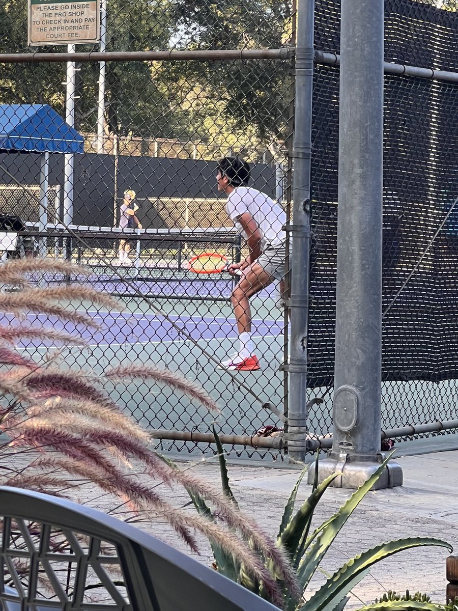 _Ian_Ramirez's tweet photo. Long Beach Summer Open- beat a current UC Santa Cruz Player,  +128 Points to National Ranking, more to come🔜
#tennis #socal #uncommited #offered #2024athlete #opentennis https://t.co/tPmg2QwFUg