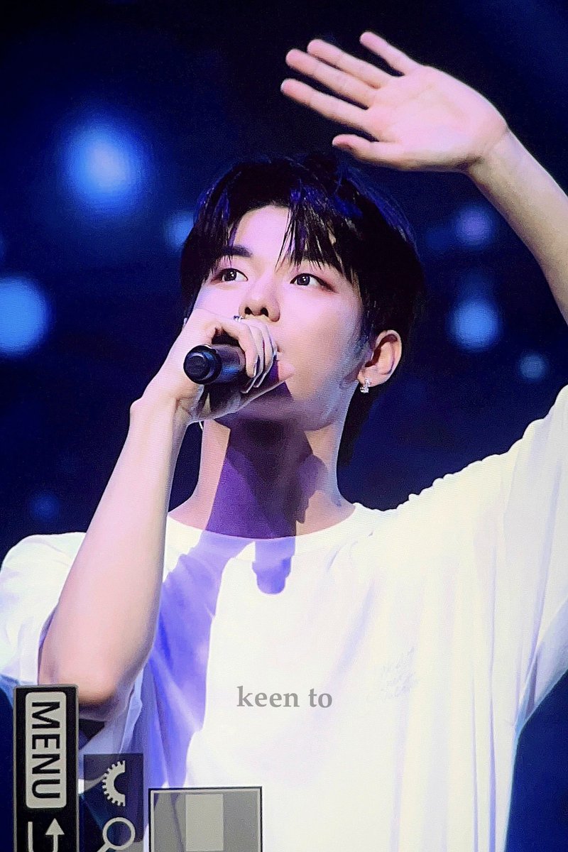 옷 tweet media