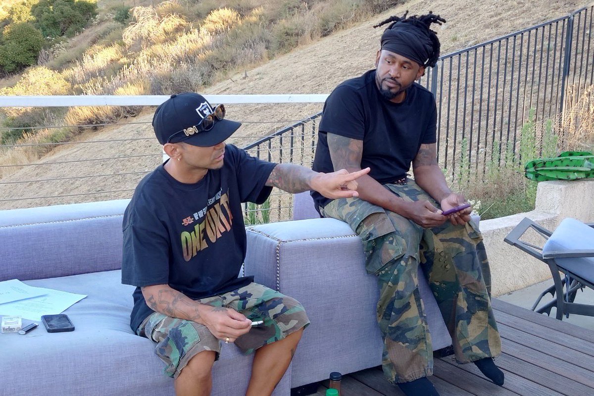 simon_jap's tweet image. 今日は今回の旅も同行するキーマンでもあるラガヒップホップのパイオニアの1人、MAD LIONのインタビュー🔥

FSLの事もあったし俺も何がHIP HOPかよく分からなくなりそうだけど

この映画はそのためにも絶対必要だと思う

明日からいよいよHIP HOP生誕の地ニューヨーク🗽

#hiphop50 #oneunity