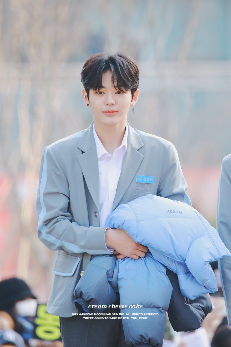 moondekko's tweet photo. to my puppy pookie pie, you have come so far and i'm so proud of you 🥹 just know that i'm always here to support &amp; cheer for you, wishing you a successful debut! congratulations, blit's mun junghyun 💜 https://t.co/ECt1hmb7p6
