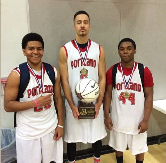 hoopdreamsbball's tweet photo. Jazz Johnson 🤝 Deante Strickland = #i5Elite 🌹♥️🏀🏆

🎥Full Video on YouTube 👇🏽
https://t.co/YXGc1Co0Ln https://t.co/XxkgYCnrsT