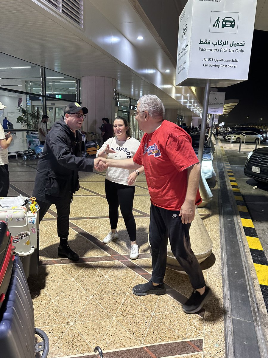Mr_David_BHSR's tweet photo. Last night we welcomed our new #executiveprincipal, hubby &amp; pup Crumb to #SaudiArabia - all arrived safe, well, tired and smiling. Welcome aboard @BeechHallRiyadh @CStewart_CS We look forward to working with you 🙏

@anitaflamingo1 @mrandrewelias @ZaherFattouh  @AlStewartOBE https://t.co/l0dJF2zdMl