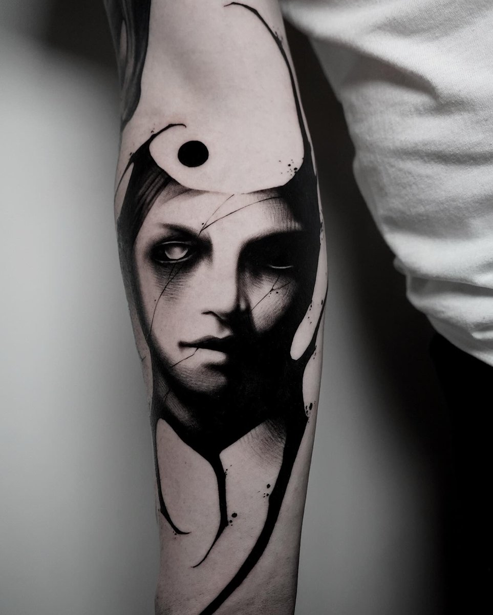 southgatetattoo's tweet image. • ⚫️ • 
One of the Oscar’s unique flash designs. Blackwork by @oscar.tttst_ 
Books/info with Oscar in our Bio: @southgatetattoo 
•
•
•
#blackdot #darktattoo #flashtattoo #southgatetattoo #southgate #southgateink #blackworktattoo #northlondontattoo #realistictattoo