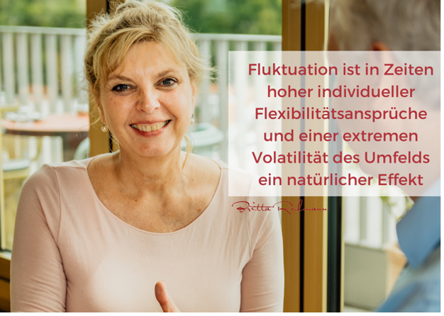 brittaredmann1's tweet photo. Die steigende Nachfrage nach #Flexibilität führt zu einer erhöhten durchschnittlichen und konstanten #Fluktuation (was für eine herrliche Tautologie – aber so tickt unsere Welt voller Gegensätze nun mal). 
https://t.co/DtvjLvvG29 https://t.co/LL2xjqfgo7