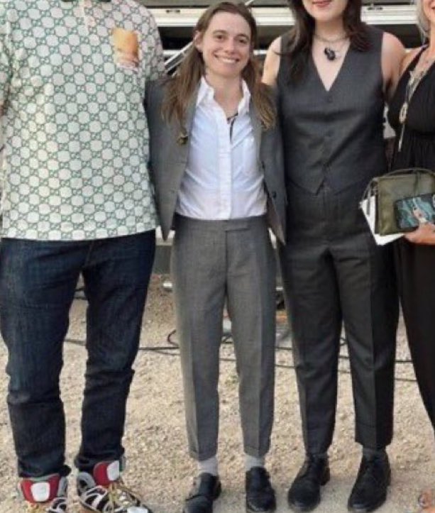 bloodjacuzzi69's tweet photo. look at my lawyer dawg i’m going to jail https://t.co/CqBPSqpJ8G