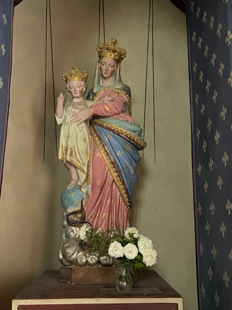 Reine de la paix, priez pour nous 
Saint Roch, Aiguèze (30) via Sybille