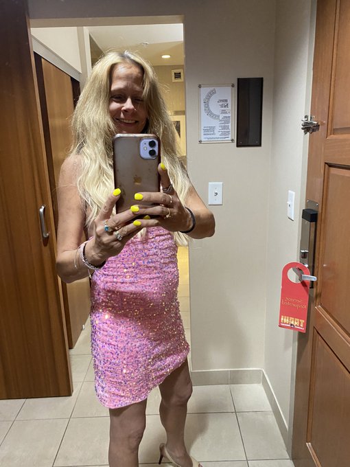 Sexy time 💕 https://t.co/yat0DP8xtI<a href="/tag/newprofilepic"class="tags"><span>#newprofilepic</span></a>